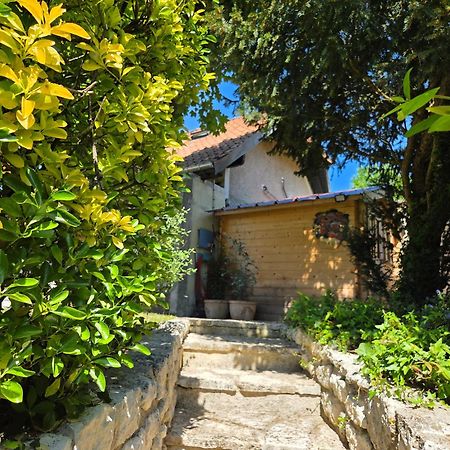 Clair Logis Villa จีแวร์นี ภายนอก รูปภาพ
