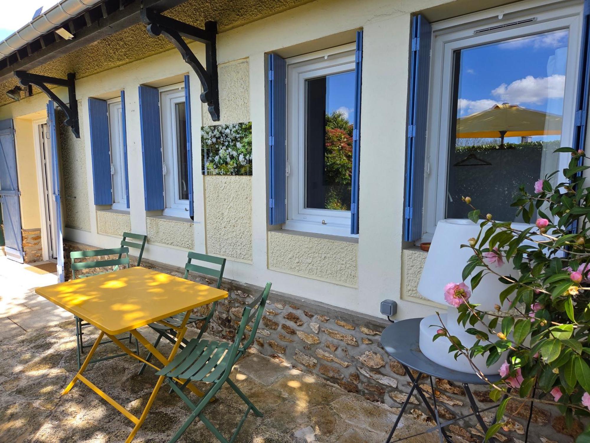 Clair Logis Villa จีแวร์นี ภายนอก รูปภาพ